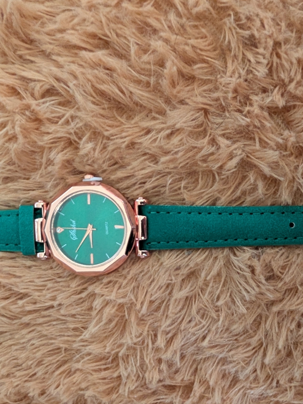 Green Women's Fashion Watch with Rose Gold Case